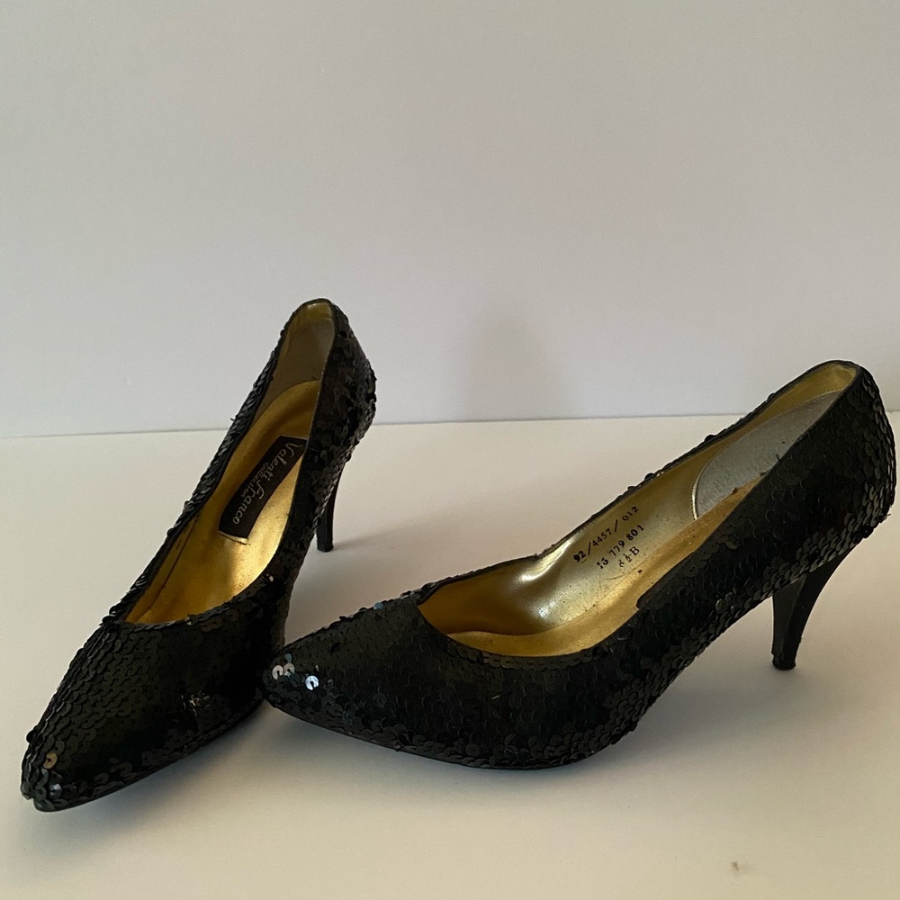 Black sequined shoes